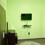 Niki *